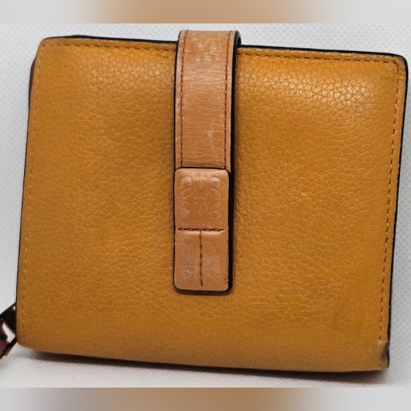 LOEWE CALFSKIN GRAINED LEATHER BiFOLD WALLET - Picture 3 of 9